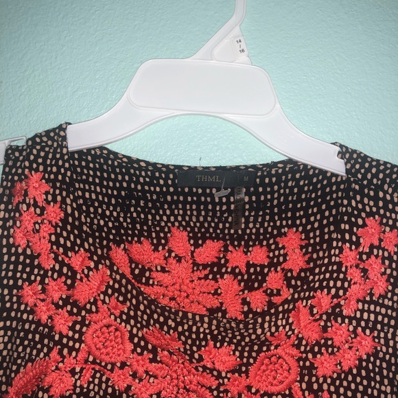 Embroidered top - Picture 2 of 4